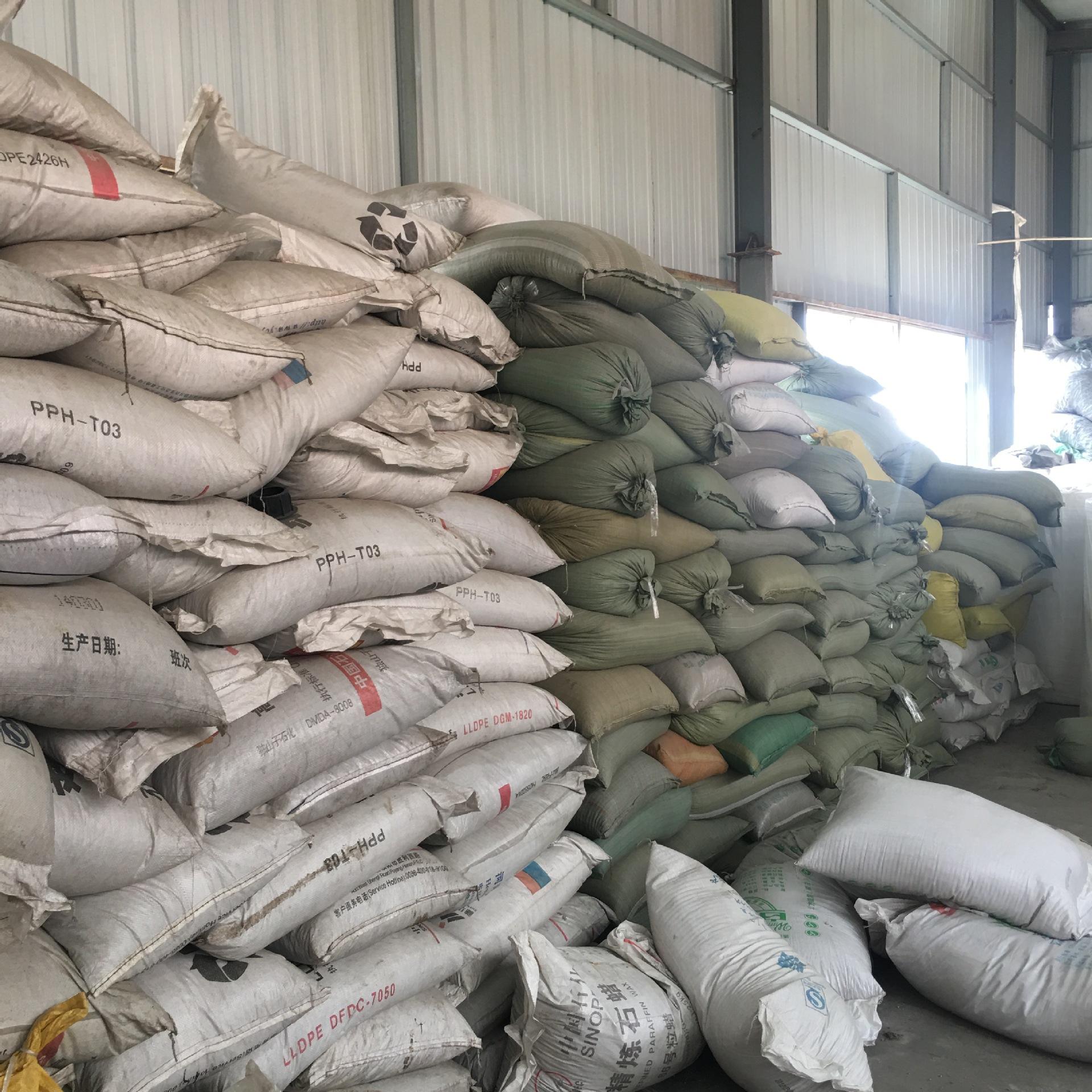 聚乙烯丙綸防水卷材 廠家直銷的高性能防水解決方案